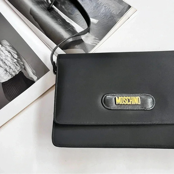 Vintage 90s Moschino Nylon And Leather Crossbody Bag Clutch - Picture 2 of 16